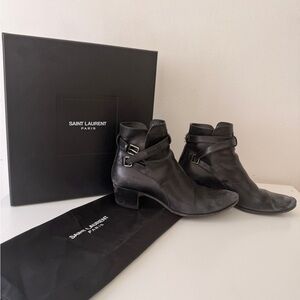 Saint Laurent Black Leather Ankle Booties